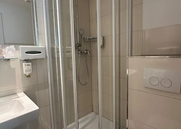 Haven - Отель 3*